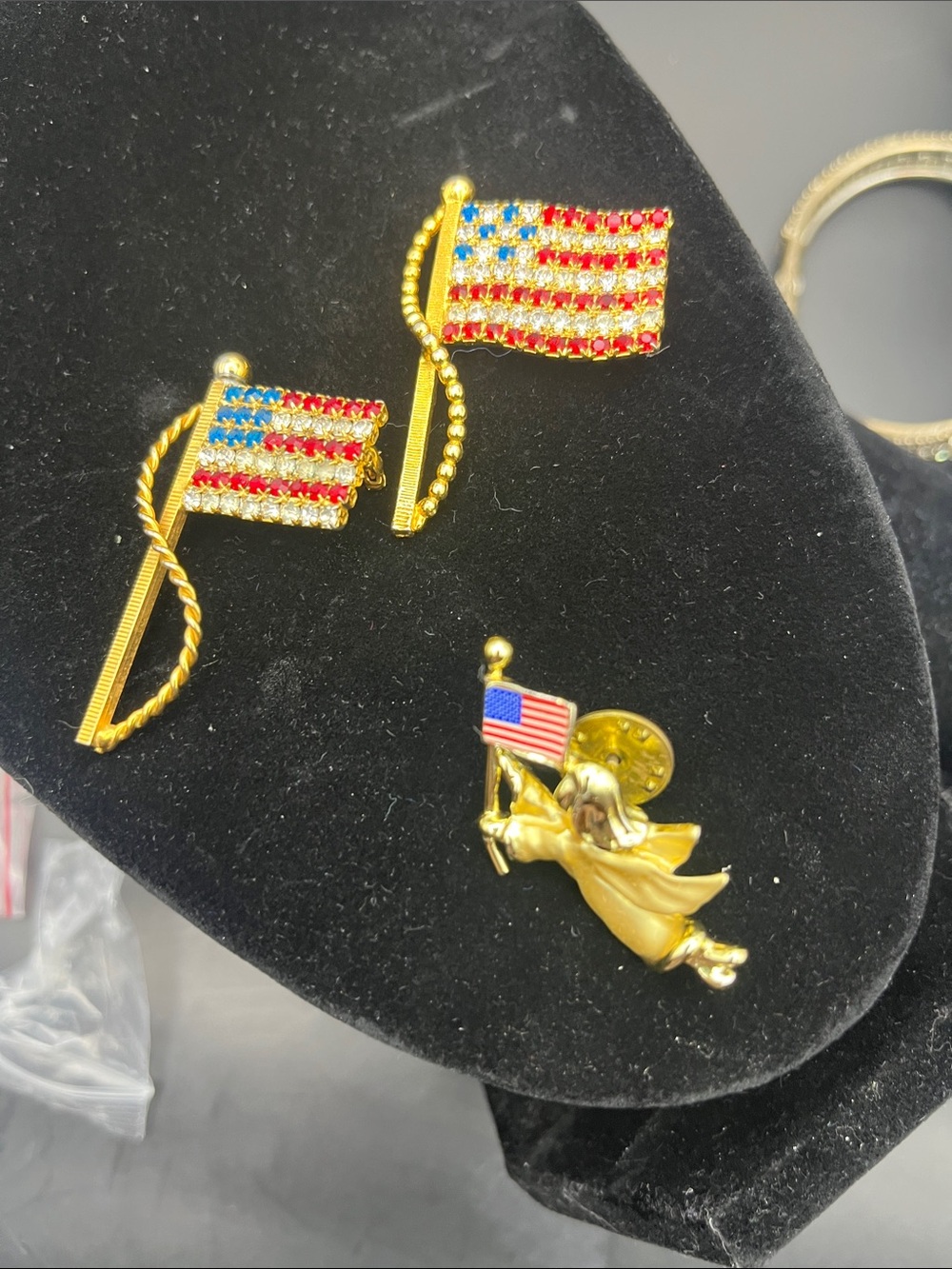 3 PC brooch Gold-Tone American Flag and Angel Pin Set - Red, Blue, White
